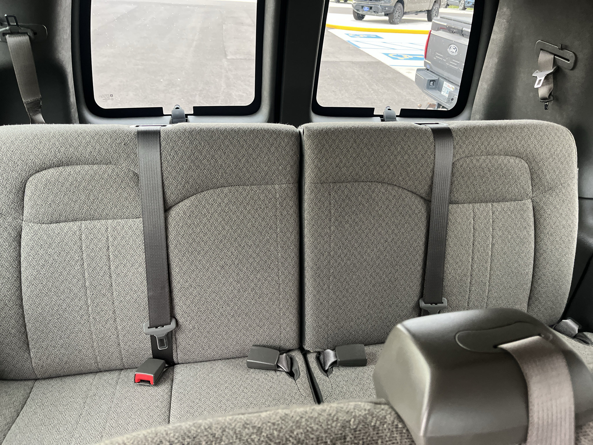 Used 2022 GMC Savana 2500 LS RWD image 11