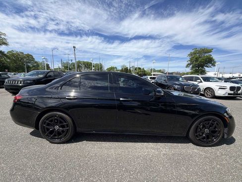 Used 2023 Mercedes-Benz E 350 4MATIC Sedan image 8
