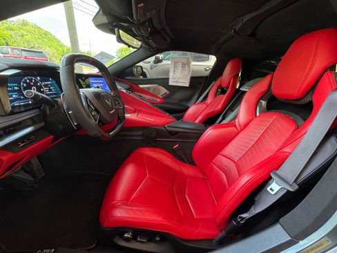 Used 2023 Chevrolet Corvette Stingray Premium Cpe w/ Z51 Performance Package image 8