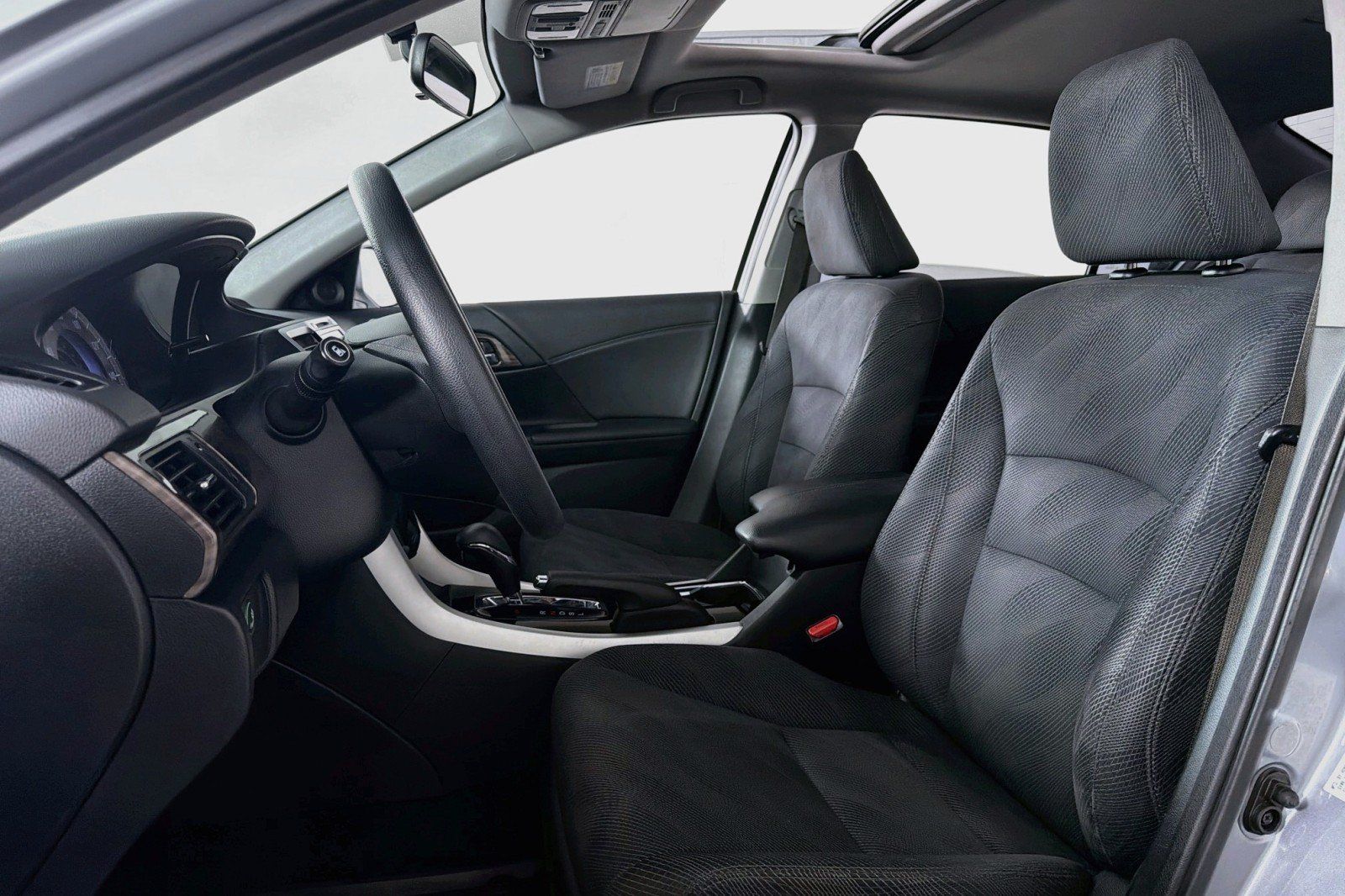 Used 2016 Honda Accord EX image 17