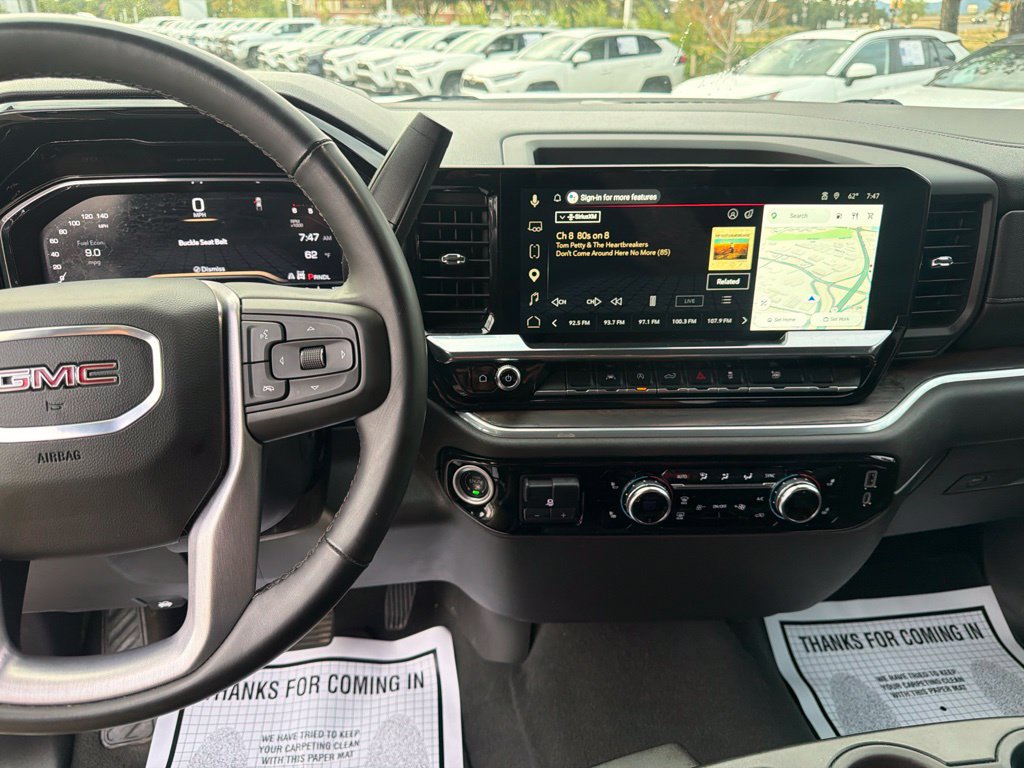 Used 2025 GMC Sierra 1500 SLT AWD/4WD image 26