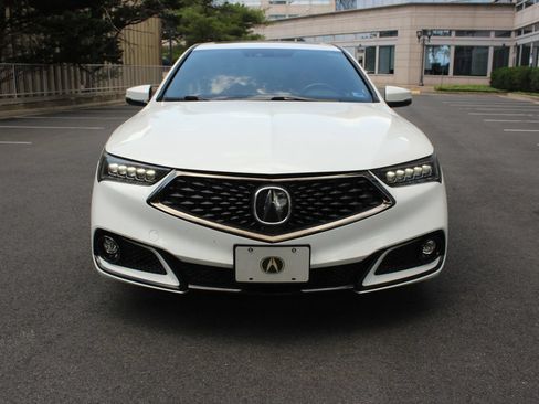 Used 2018 Acura TLX V6 w/ Technology & A-SPEC Pkg AWD/4WD image 3