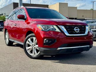 Used 2018 Nissan Pathfinder SL w/ SL Premium Package FWD video 1
