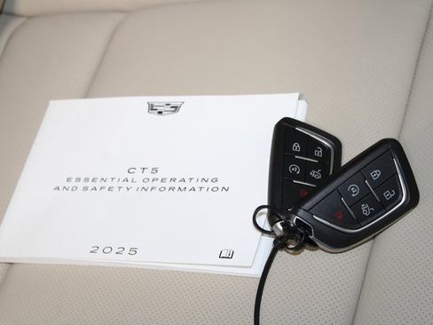 Used 2025 Cadillac CT5 Premium Luxury image 38
