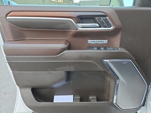 Used 2024 GMC Sierra 1500 Denali w/ Technology Package AWD/4WD image 15