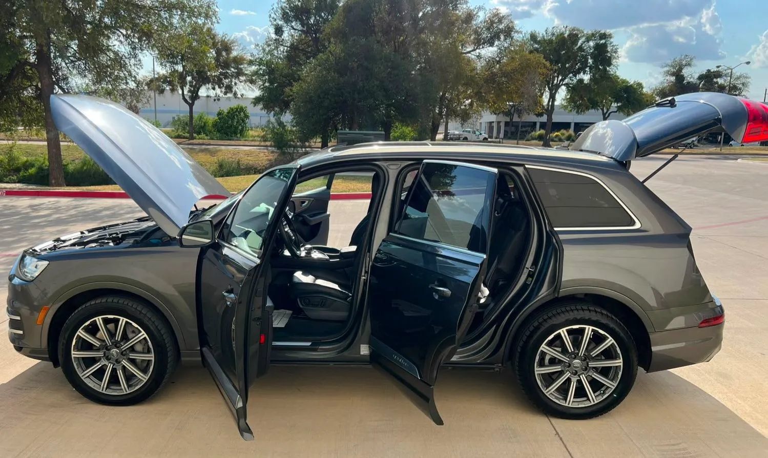 Used 2018 Audi Q7 3.0T Prestige AWD/4WD image 16