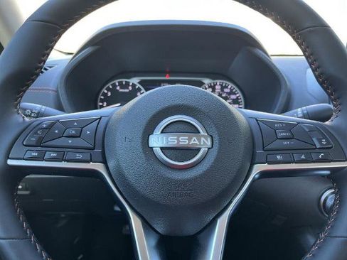 Certified 2025 Nissan Sentra SR image 9