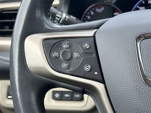 Used 2022 GMC Acadia Denali w/ Trailering Package image 22