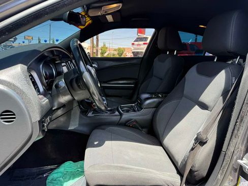Used 2015 Dodge Charger SE w/ Sport Appearance Group RWD image 11