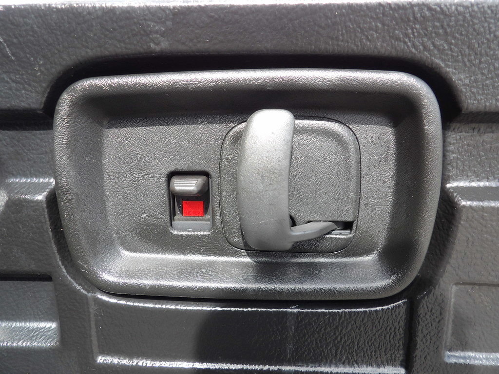 Used 2025 GMC Savana 2500 w/ Driver Convenience Package RWD image 27