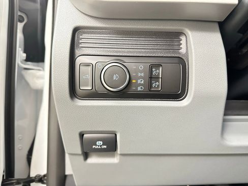 New 2025 Ford F350 XL w/ XL Chrome Package image 12