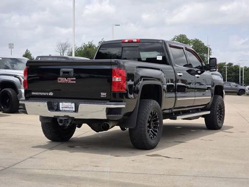 Used 2019 GMC Sierra 2500 SLT AWD/4WD image 4