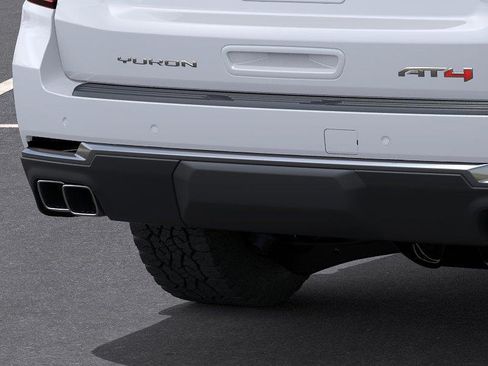 New 2026 GMC Yukon AT4 w/ AT4 Premium Plus Package AWD/4WD image 14