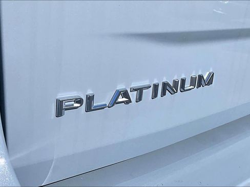 New 2025 Ford Expedition Max Platinum w/ Driver's Package image 15