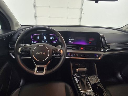 Used 2023 Kia Sportage EX image 12