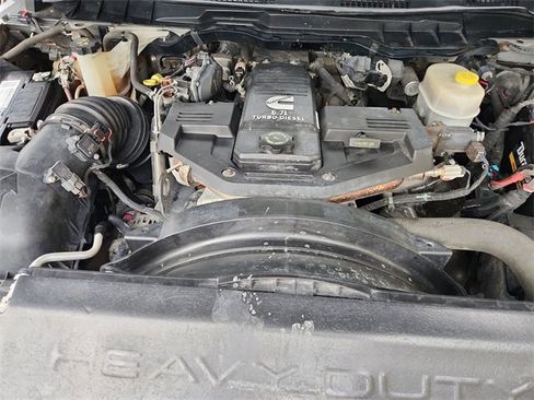 Used 2015 RAM 2500 Tradesman w/ Chrome Appearance Group image 26