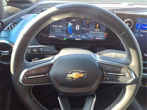 Used 2024 Chevrolet Equinox EV LT image 13