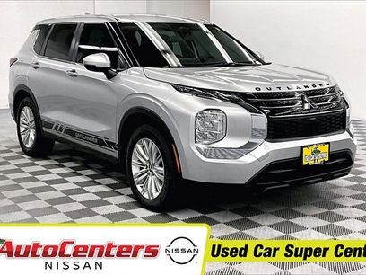 Used 2022 Mitsubishi Outlander ES