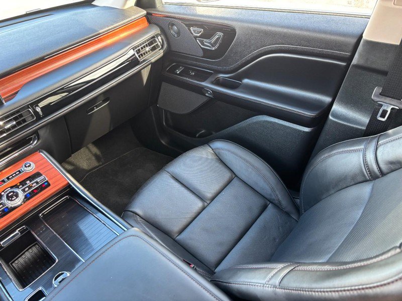 Certified 2024 Lincoln Aviator Reserve w/ Equipment Group 201A AWD/4WD image 15