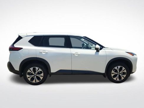 Used 2021 Nissan Rogue SV FWD image 9
