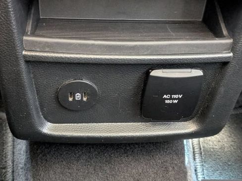 Used 2024 Ford Edge Titanium AWD/4WD image 16