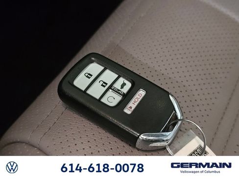 Used 2020 Honda CR-V Touring image 37