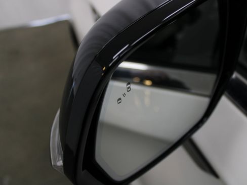 Used 2020 Lincoln Aviator Reserve w/ Equipment Group 201A image 11