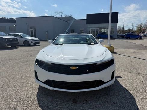 Used 2023 Chevrolet Camaro LT image 3