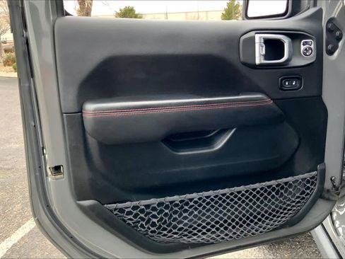 Used 2021 Jeep Gladiator Rubicon image 19