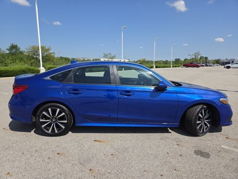 Used 2023 Honda Civic EX image 19