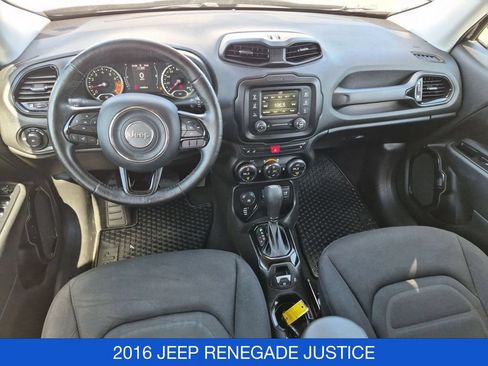 Used 2016 Jeep Renegade Latitude AWD/4WD image 16