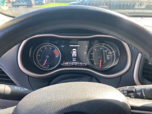 Used 2016 Jeep Cherokee Limited AWD/4WD image 18