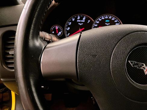 Used 2007 Chevrolet Corvette Coupe w/ Preferred Equipment Group image 18