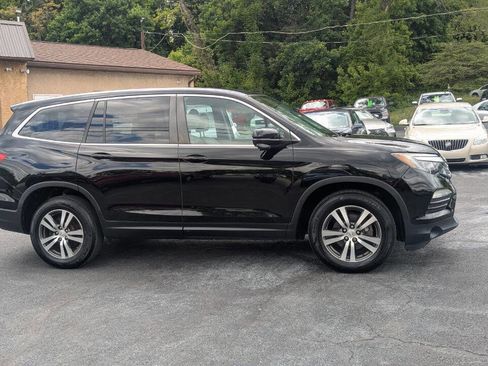 Used 2018 Honda Pilot EX image 6