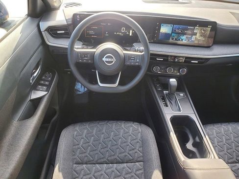 New 2025 Nissan Kicks SV w/ SV Premium Package AWD/4WD image 14