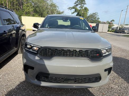 Used 2023 Dodge Durango GT RWD image 2