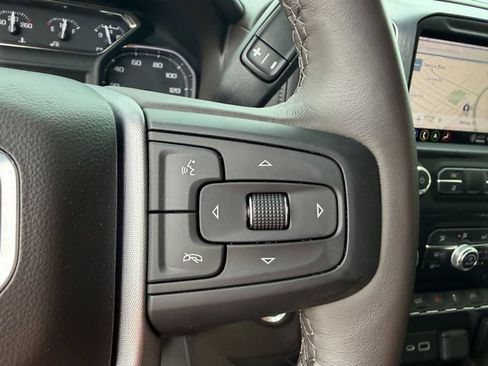 Used 2021 GMC Sierra 1500 SLT w/ SLT Premium Plus Package AWD/4WD image 32