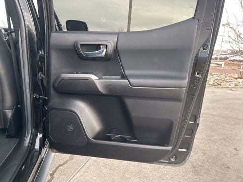 Used 2023 Toyota Tacoma TRD Off-Road image 26