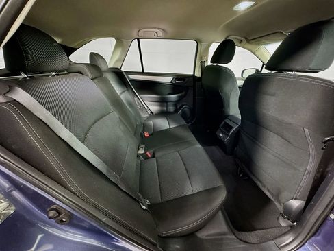 Used 2018 Subaru Outback 2.5i Premium image 32