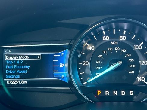 Used 2017 Ford Explorer Limited w/ Equipment Group 301A AWD/4WD image 18