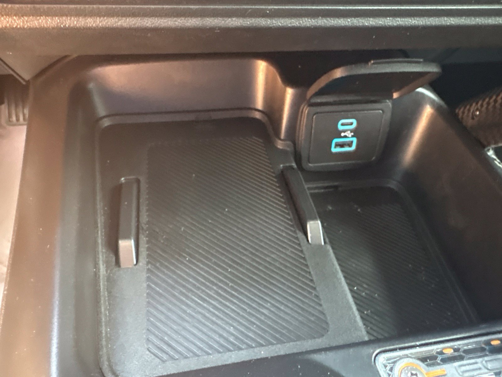 Used 2025 Ford Bronco Raptor w/ Interior Carbon Fiber Pack AWD/4WD image 18