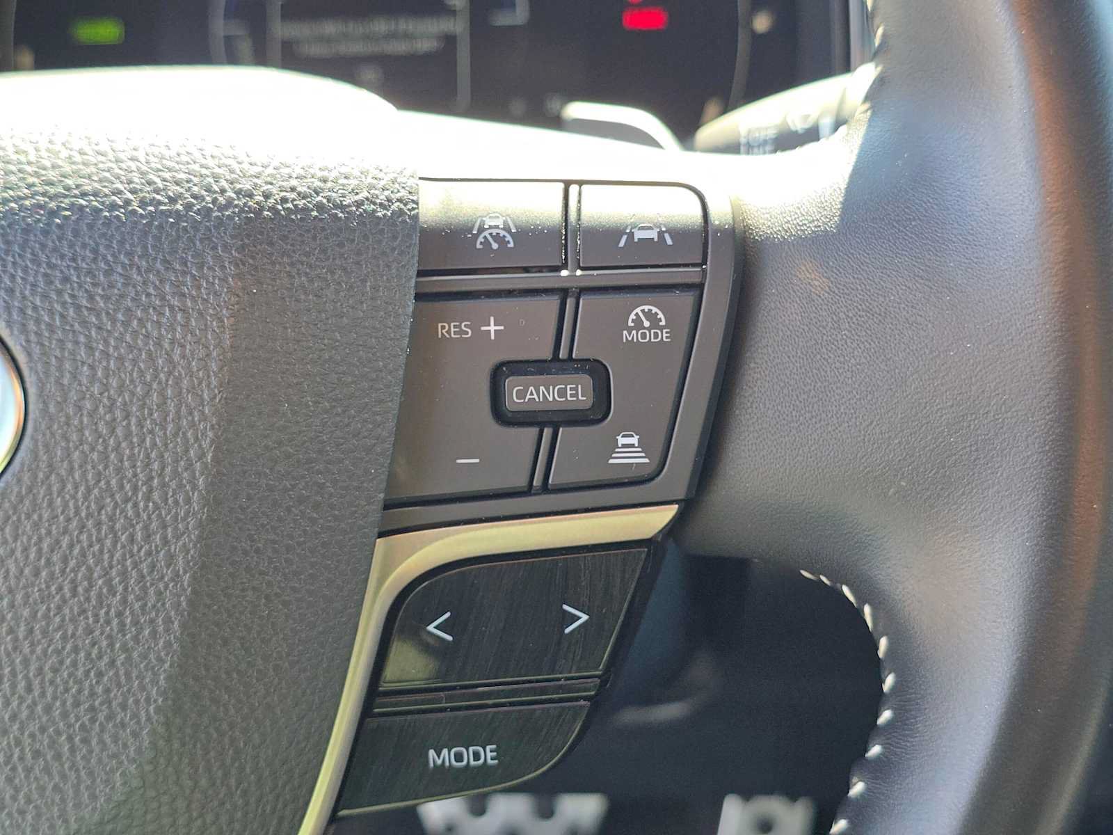 Certified 2025 Toyota Camry SE FWD image 29