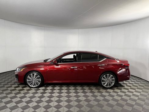 Used 2024 Nissan Altima 2.5 SL image 9