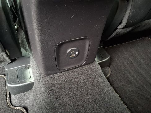 Used 2022 Ford Escape Titanium w/ Titanium Elite Package image 11