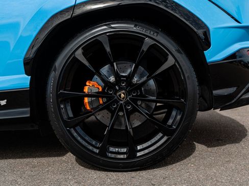 Used 2023 Lamborghini Urus S AWD/4WD image 7