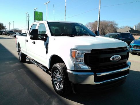 Used 2020 Ford F250 XL w/ Power Equipment Group image 3