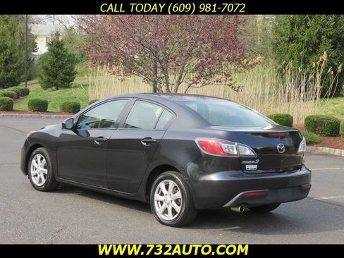 Used 2010 MAZDA MAZDA3 i Touring image 10