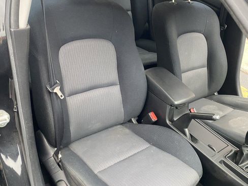 Used 2008 MAZDA MAZDA3 i Touring image 9