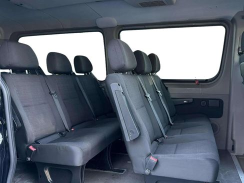 Used 2016 Mercedes-Benz Sprinter 2500 image 10