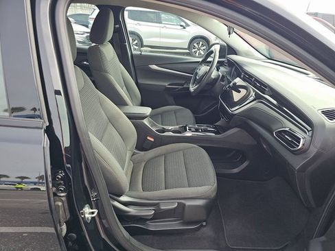 Used 2023 Chevrolet Bolt EUV LT image 5